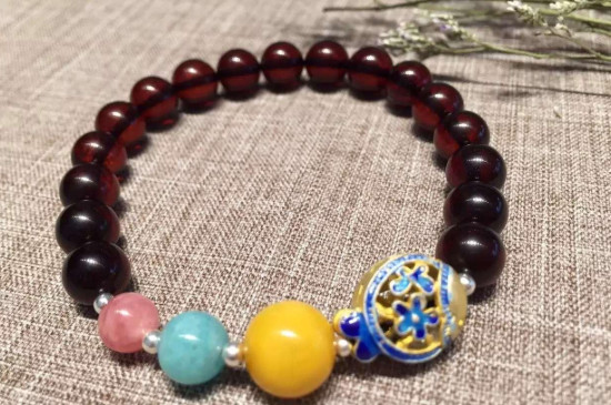 真正天然血珀的價格，400～800元一克左右