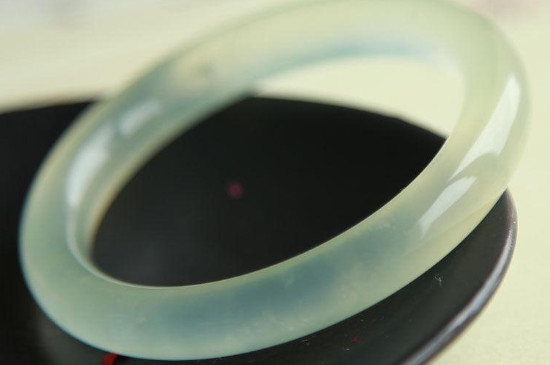 圓棗綠是什么玉石