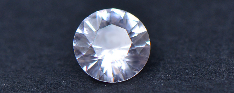 白藍寶和鉆石的區(qū)別