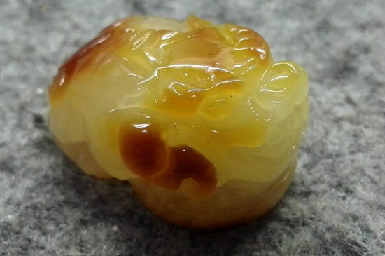 蜜蠟是石頭還是什么材質(zhì)