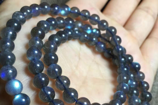 月光石的功效與作用佩戴禁忌