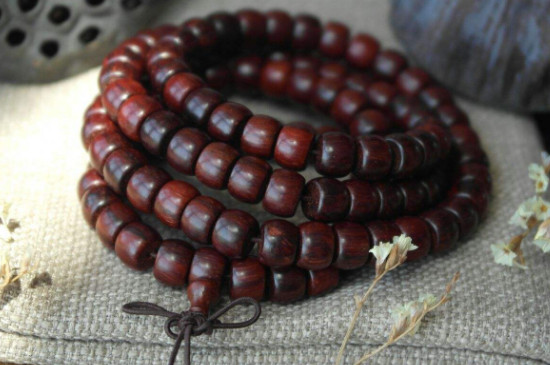 小葉紫檀手串真假辨別