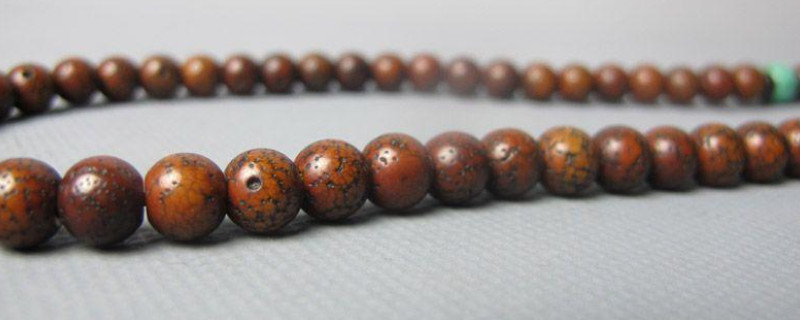 星月108串的正確穿的方法