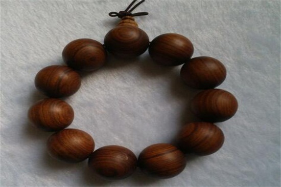 紅豆杉手串怎么看真假