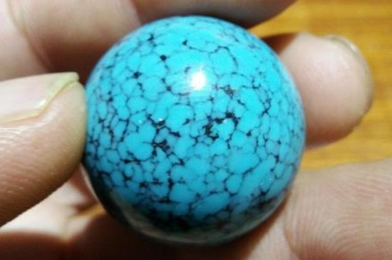 綠松石表面發(fā)黏