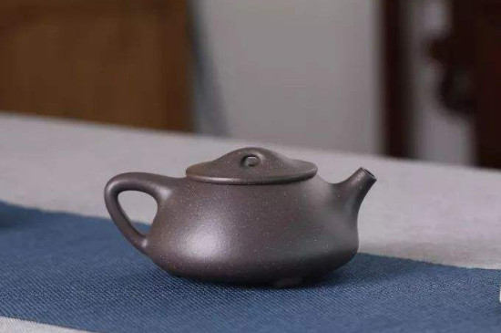 二三百能買真紫砂壺嗎，紫砂壺大概多少錢一把是正品