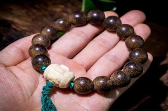 奇楠沉香手串如何鑒別