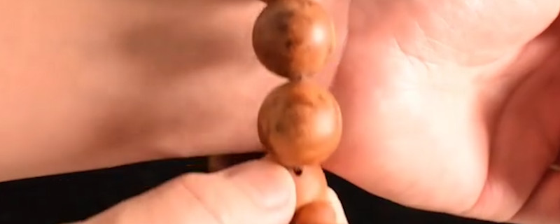 崖柏手串怎么盤