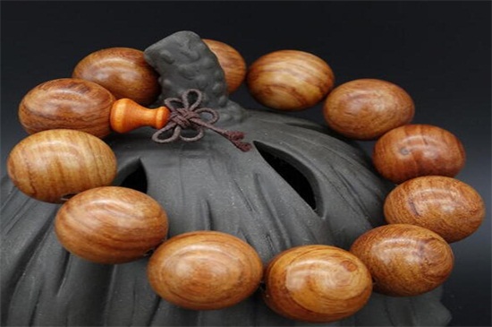 緬甸花梨怎么盤