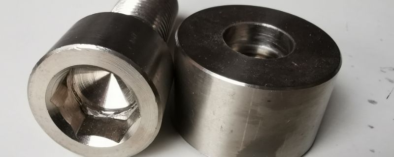 鈦合金是999黃金嗎