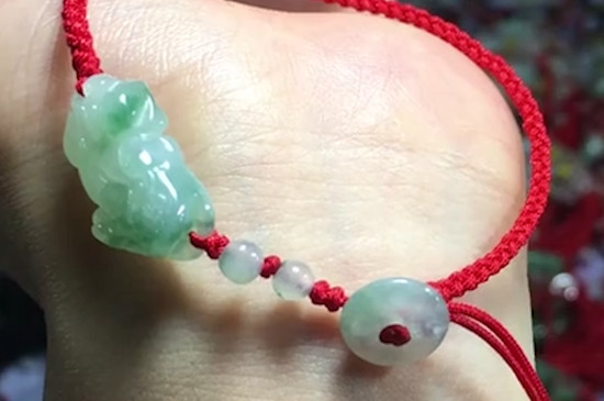 貔貅吊墜佩戴方法