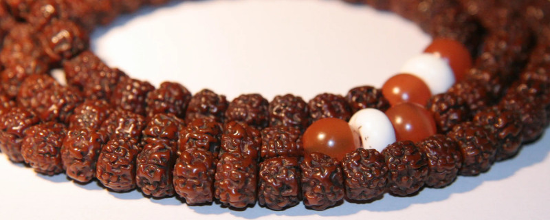 盤金剛手串的方法和步驟