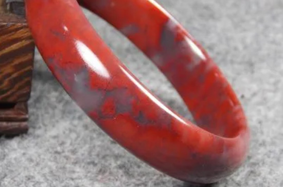 紅色手鐲一般是啥玉
