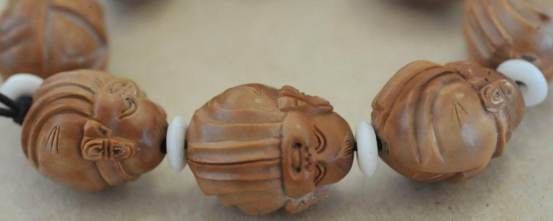 橄欖核裂了還能玩嗎