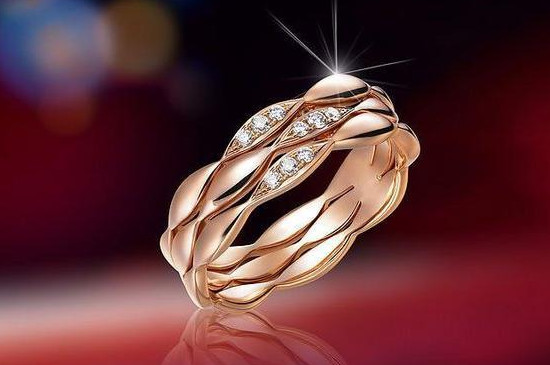 鉆石會發(fā)彩色的光嗎