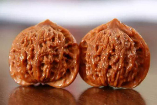 鋼絲刷刷核桃變黑怎么辦