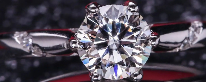 莫桑鉆會(huì)變色嗎