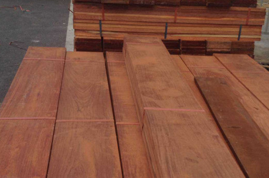 大果紫檀的鑒別方法