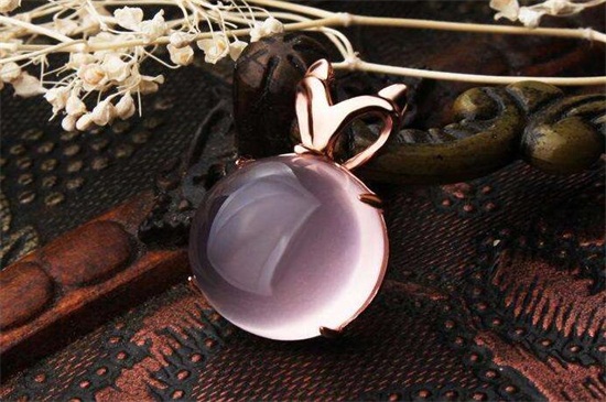 粉晶變白還會(huì)變回來(lái)嗎