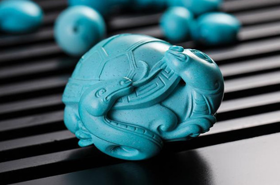 什么屬相不能戴綠松石，鼠/兔/蛇/雞4個屬相不能戴