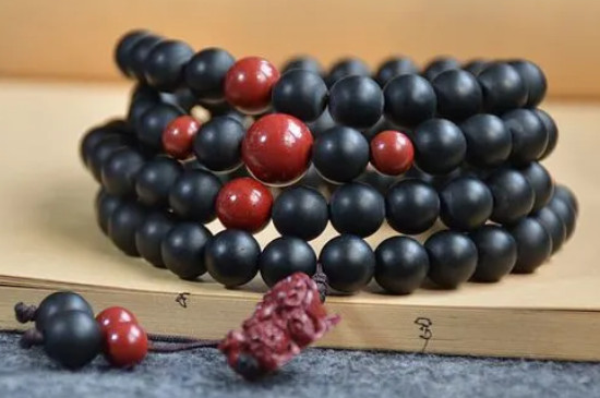 藥珀手串怎么識(shí)別真假