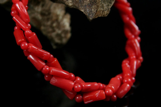 紅珊瑚真品放在水里會怎樣