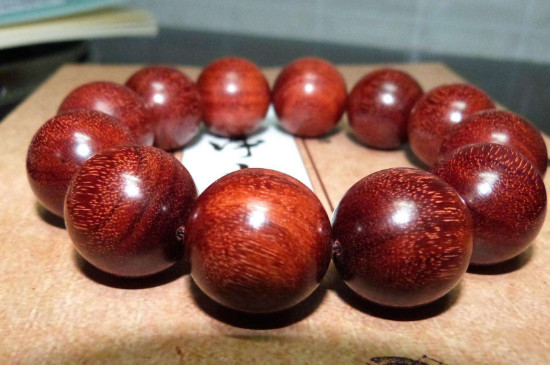 紫檀怎么盤玩和包漿