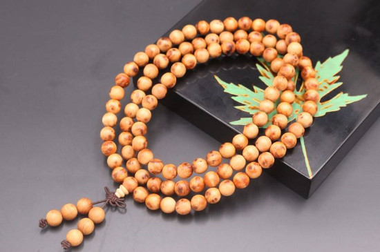 崖柏適合什么人戴