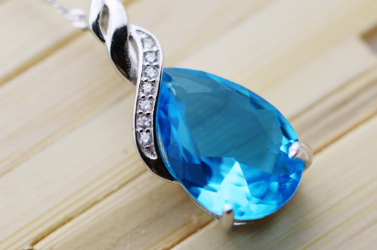 藍(lán)水晶的禁忌