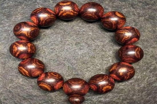 緬甸花梨的特征和鑒別