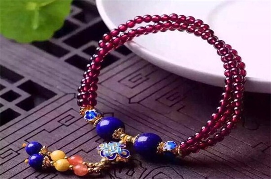 黑色石榴石的功效與作用