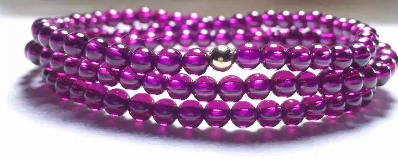 紫牙烏和紫水晶的區(qū)別