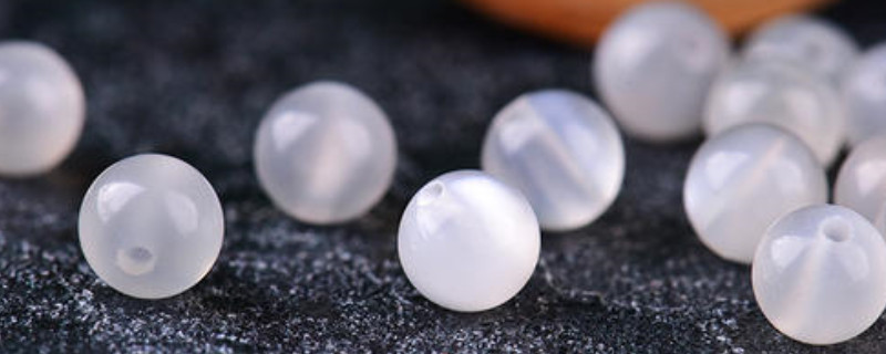 白月光水晶功效與作用