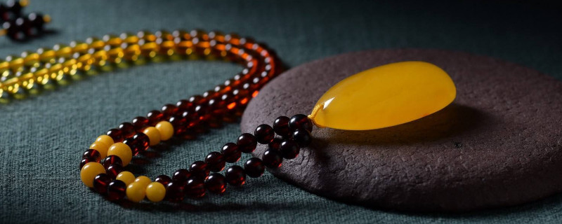 烤色雞油黃蜜蠟鑒別