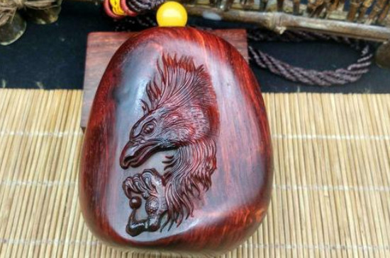 小葉紫檀顏色怎么變淺