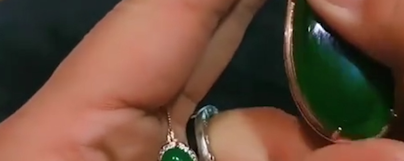 怎么區(qū)分玉髓和翡翠