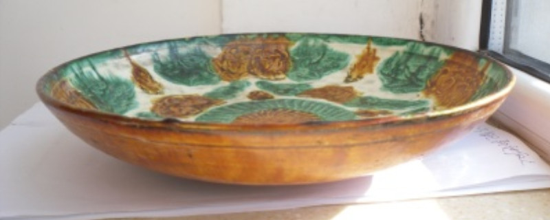 遼三彩瓷器真品特征