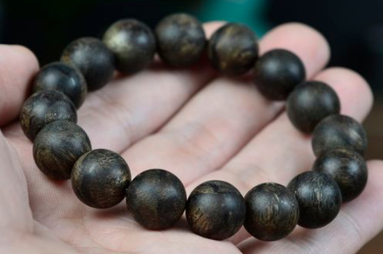 奇楠沉香手串怎么盤