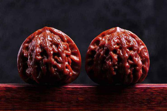 文玩核桃什么尺寸最好，以正把位最適合