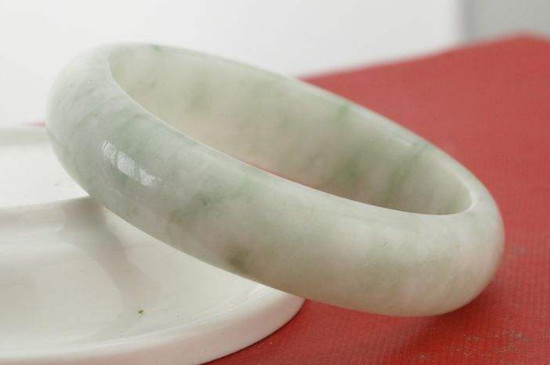 藍(lán)田玉怎么形成的
