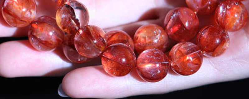 鴆羽幽靈水晶功效