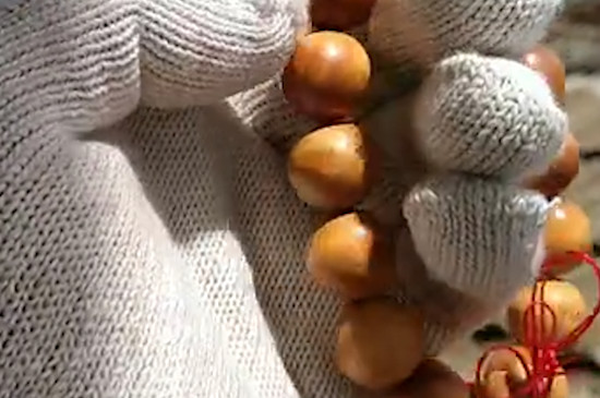 剛買的崖柏手串怎么盤