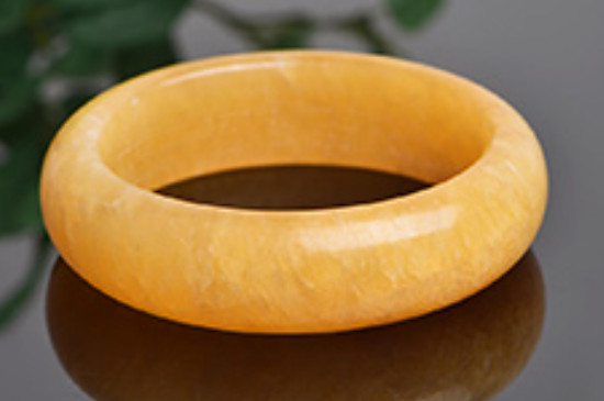 碳酸鹽質(zhì)玉怎么鑒定真假