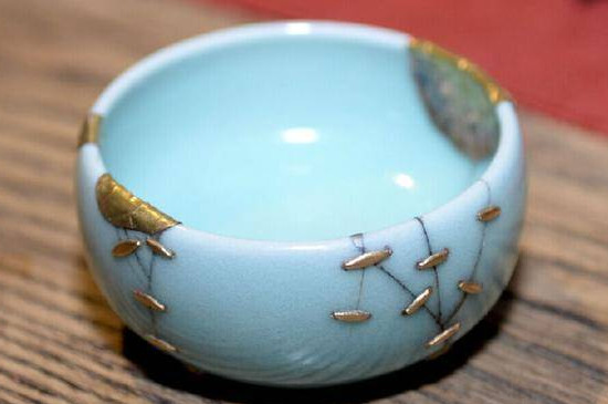 瓷器怎么區(qū)分新老