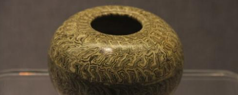 老絞胎瓷真品的特點(diǎn)