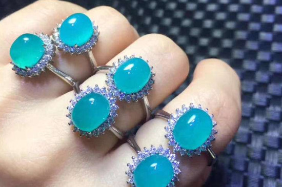 天河石能和翡翠一起戴嗎