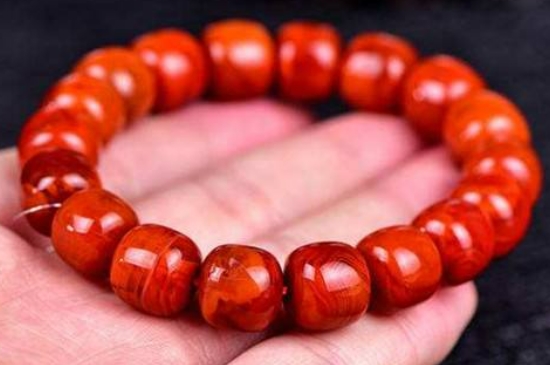 南紅中的錦紅到底啥樣