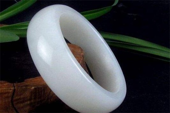 玉髓需要冷水泡嗎，玉髓泡水后的效果