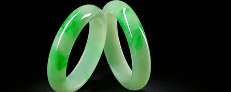 怎樣鑒定翡翠是否人工合成的?查看這三點(diǎn)