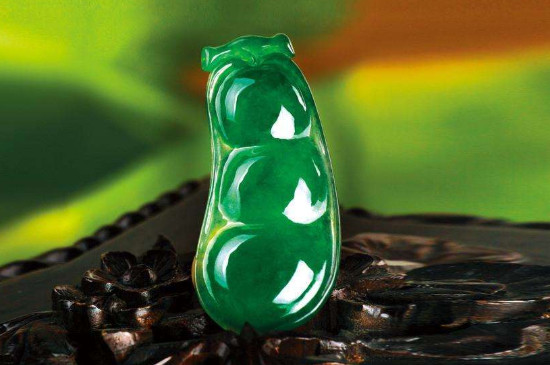 月光石能和什么一起帶